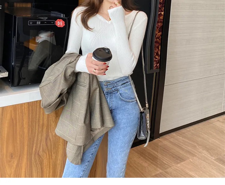 Slim V-Neck Sweater